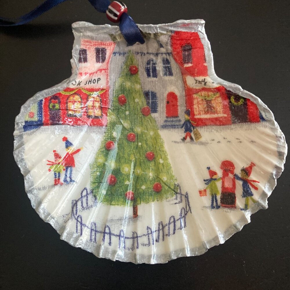 Handmade Christmas Tree Ornament - Decoupaged Scallop Shell